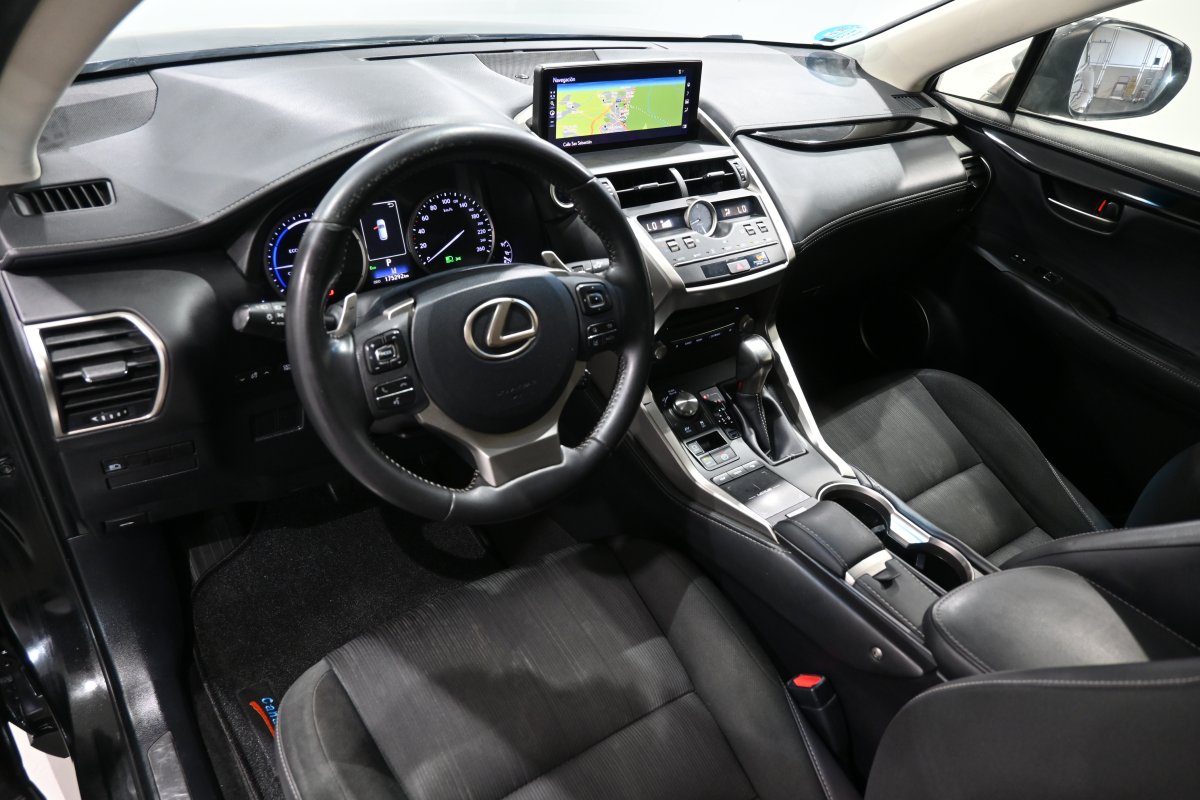 Foto Lexus NX 9