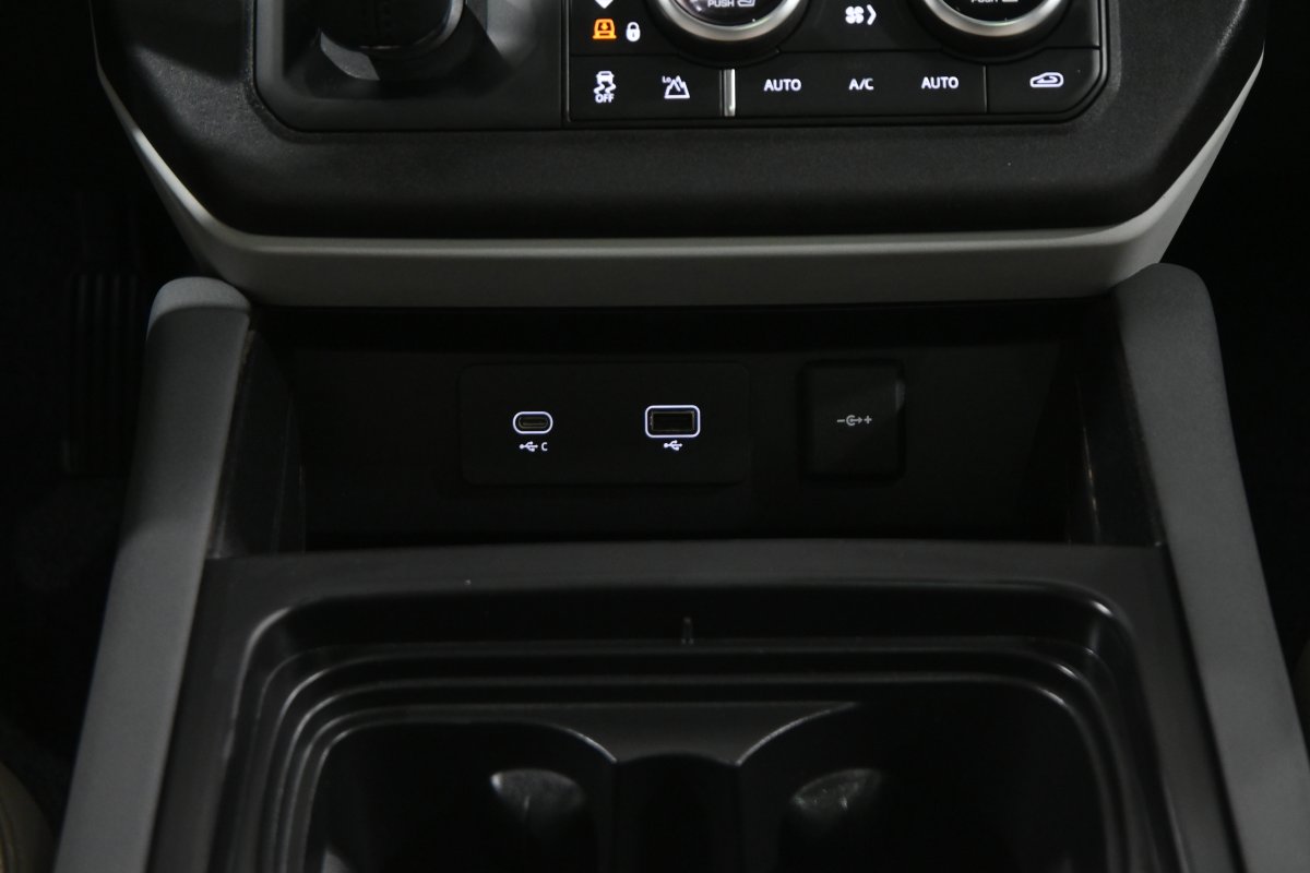 Foto Land Rover Defender 23