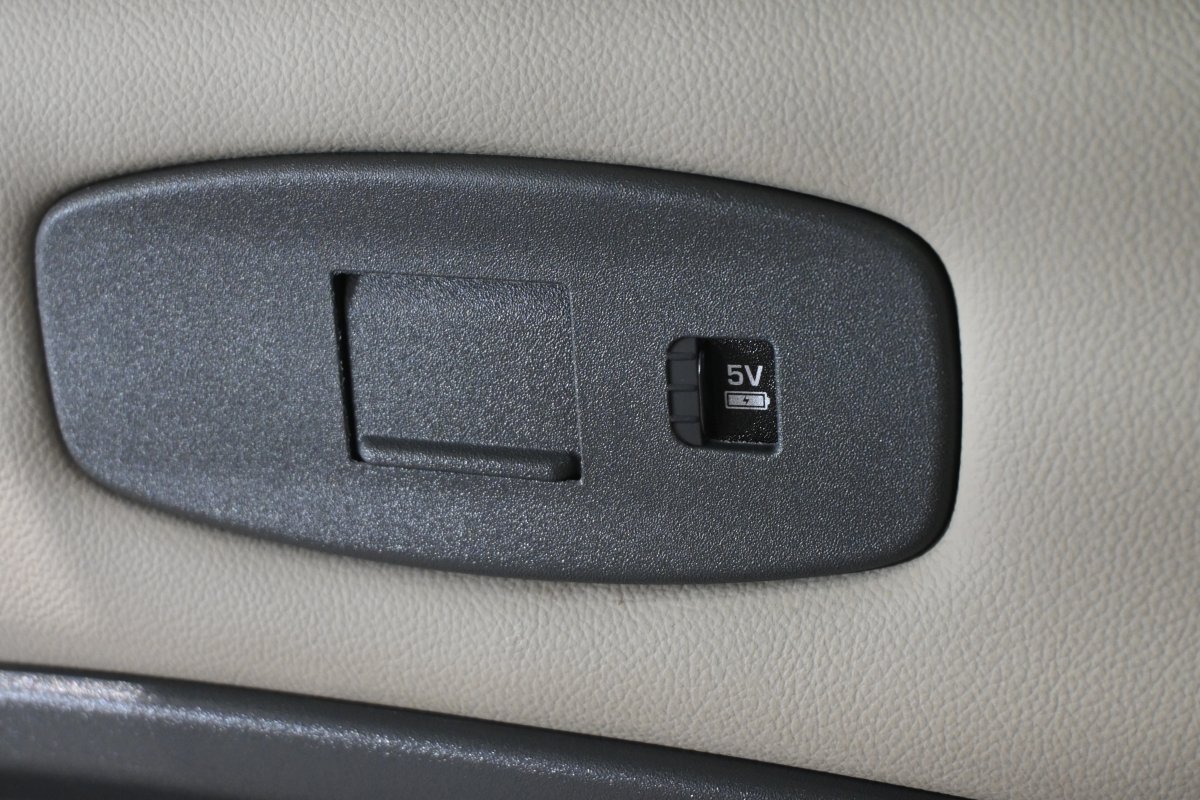 Foto Land Rover Defender 9