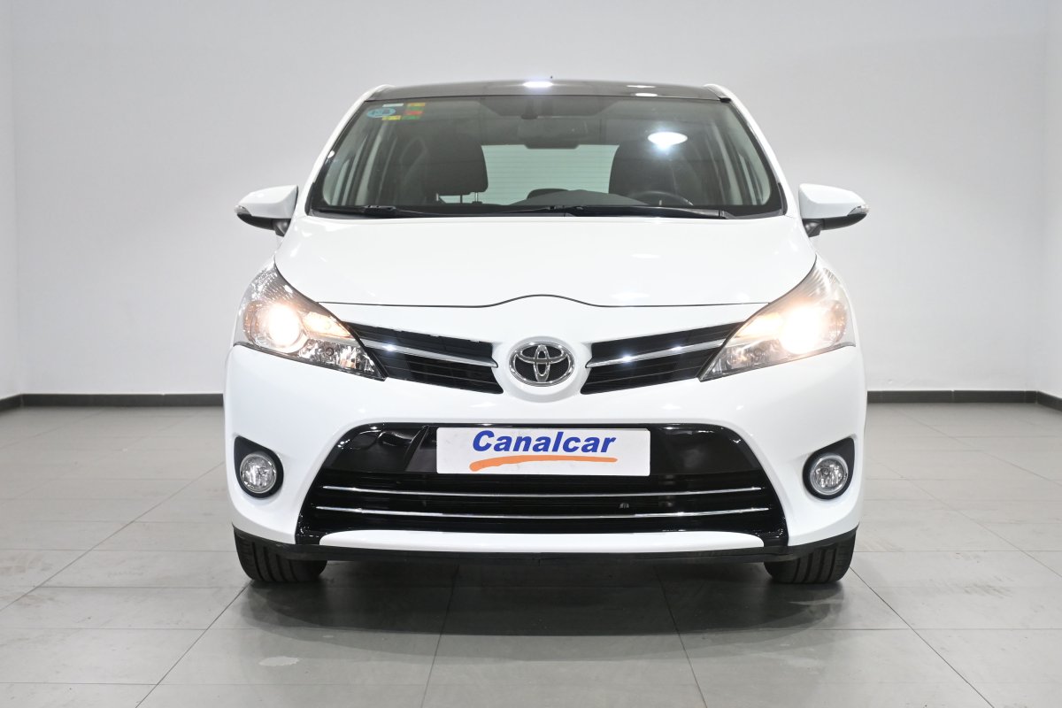 Foto Toyota Verso 2