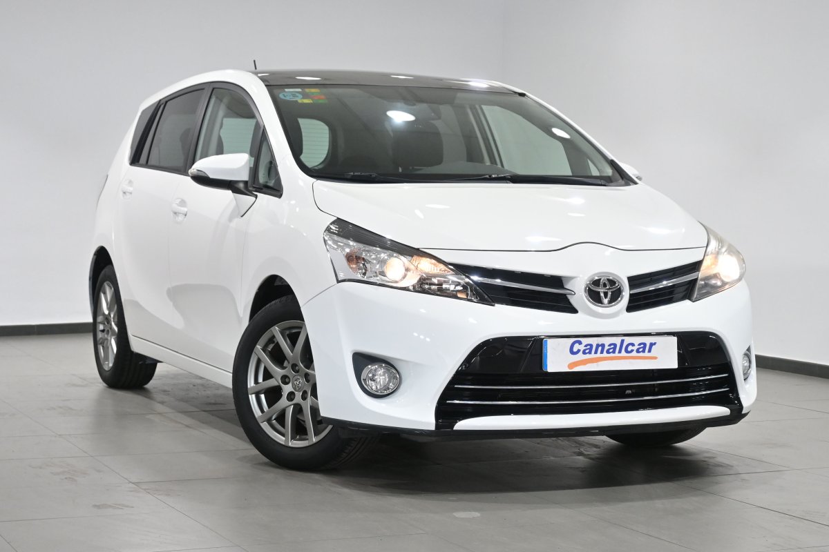 Foto Toyota Verso 3