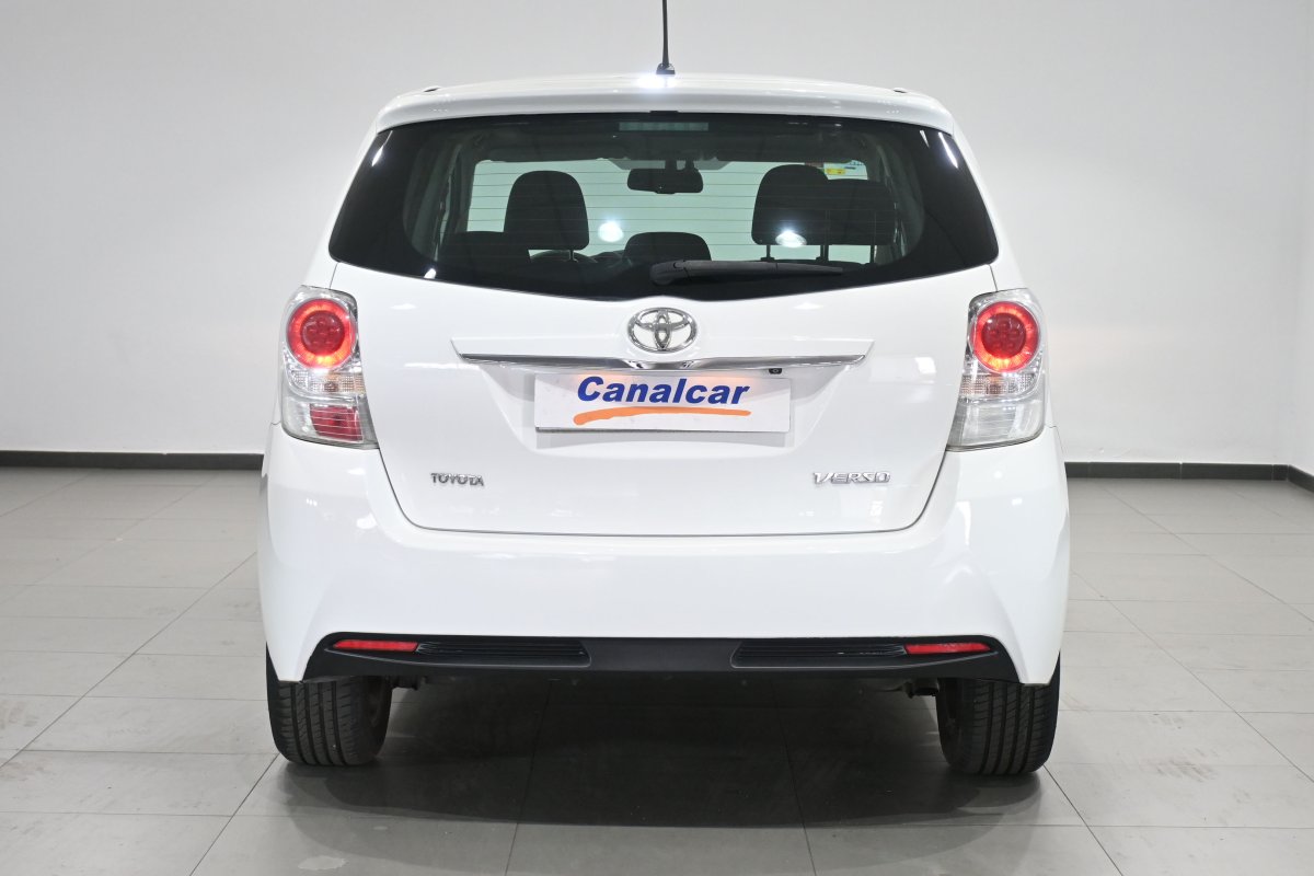 Foto Toyota Verso 5
