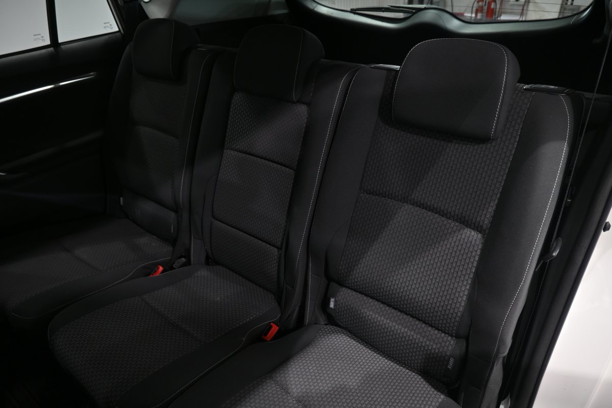 Foto Toyota Verso 12