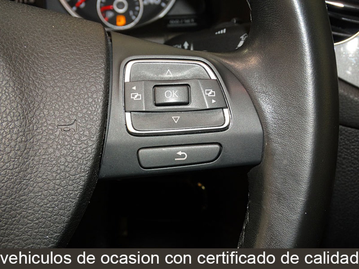 Foto Volkswagen Tiguan 30