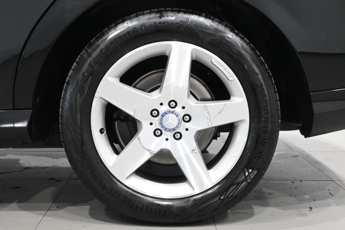 Foto Mercedes-Benz ML 33