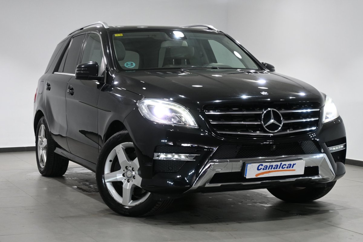Foto Mercedes-Benz ML 3
