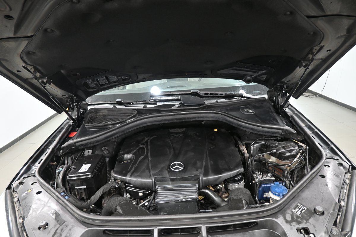 Foto Mercedes-Benz ML 7