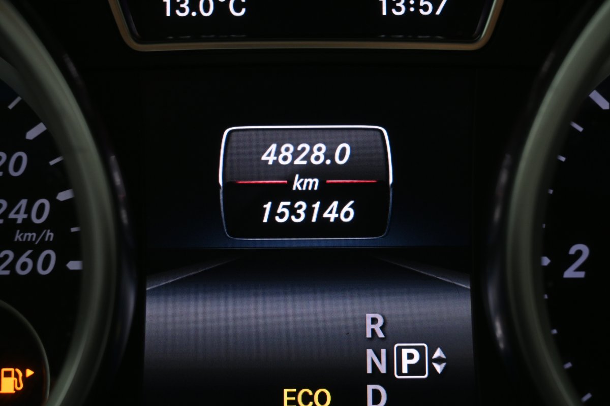 Foto Mercedes-Benz ML 14