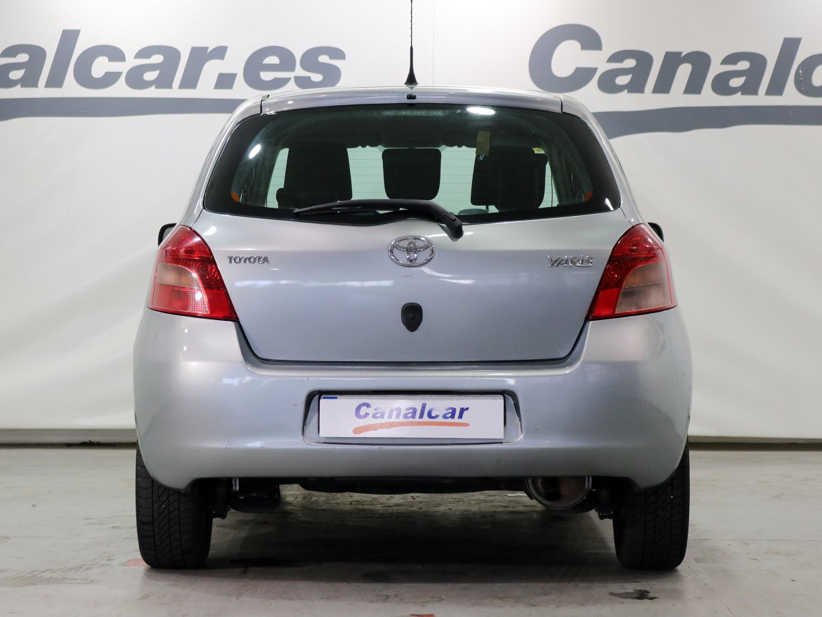 Foto Toyota Yaris 5