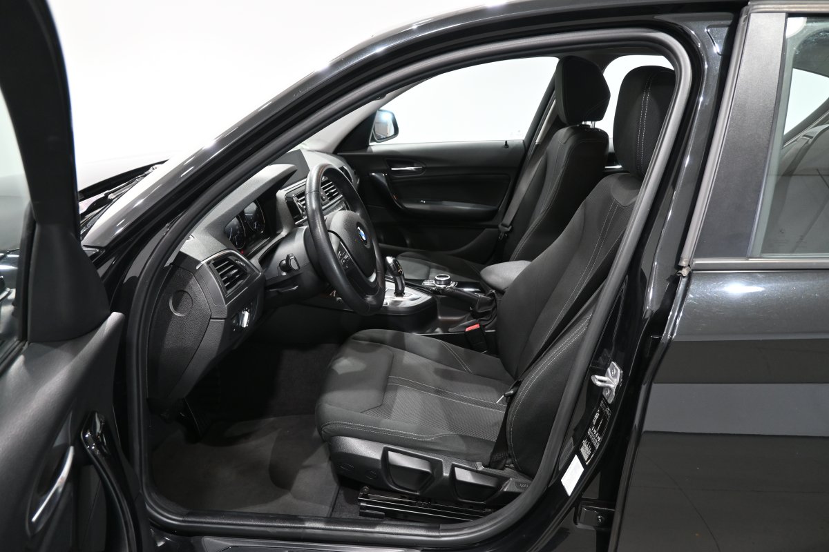 Foto Bmw 118i 10