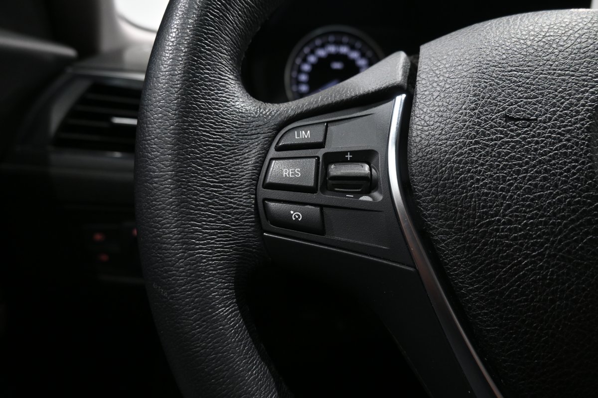 Foto Bmw 118i 20