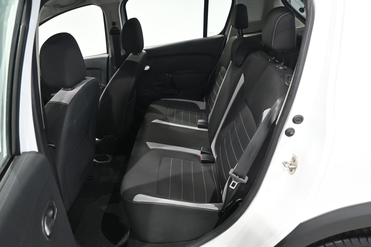 Foto Dacia Sandero 11