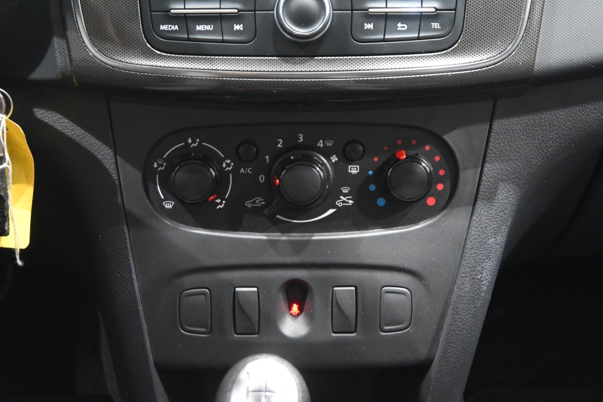 Foto Dacia Sandero 13