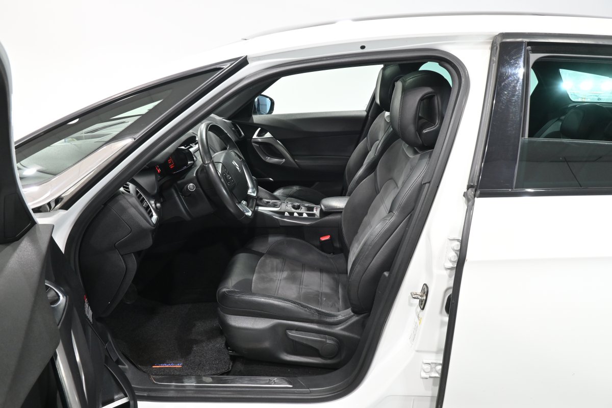 Foto Citroen DS5 10