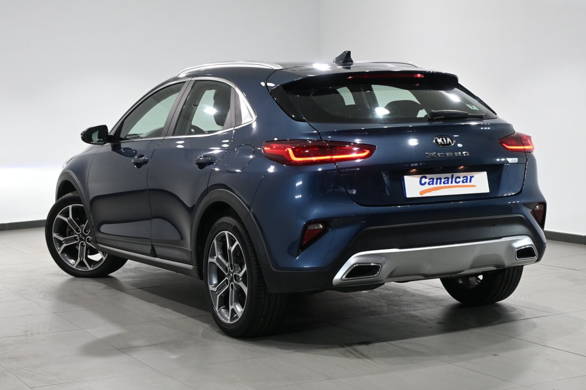 Foto Kia XCeed 6