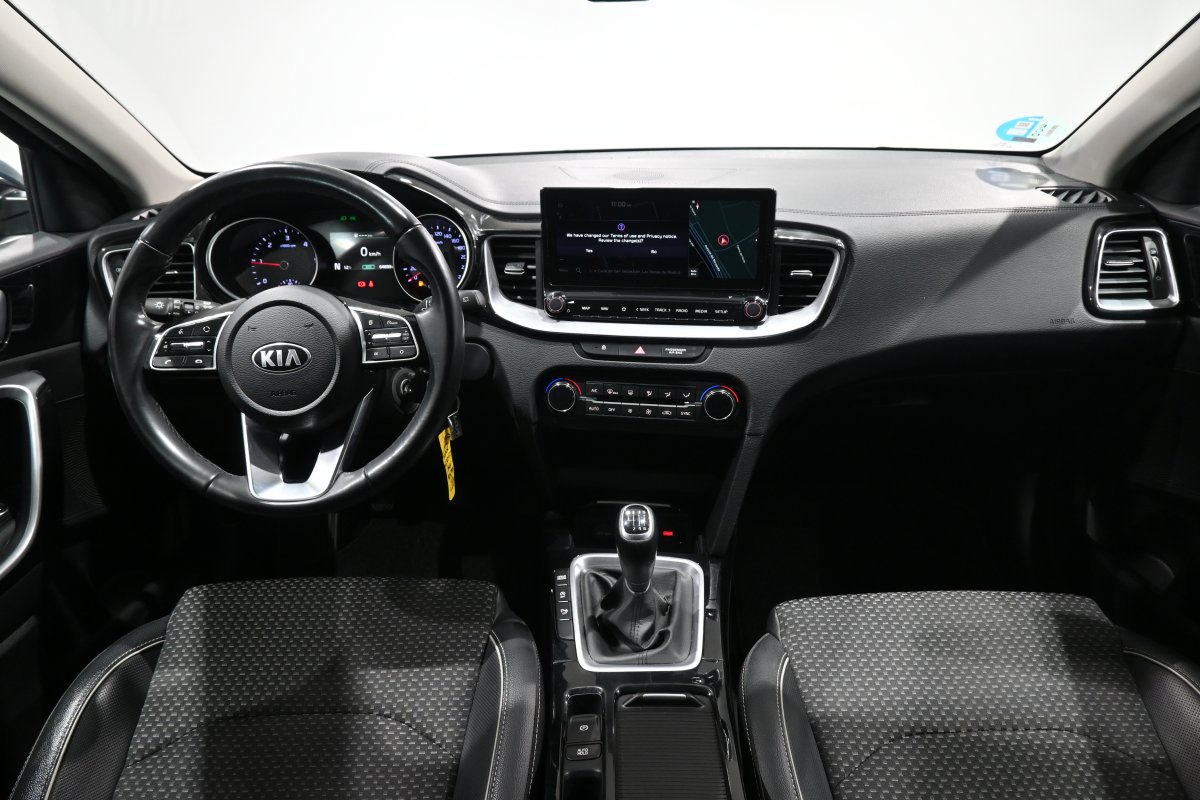Foto Kia XCeed 18