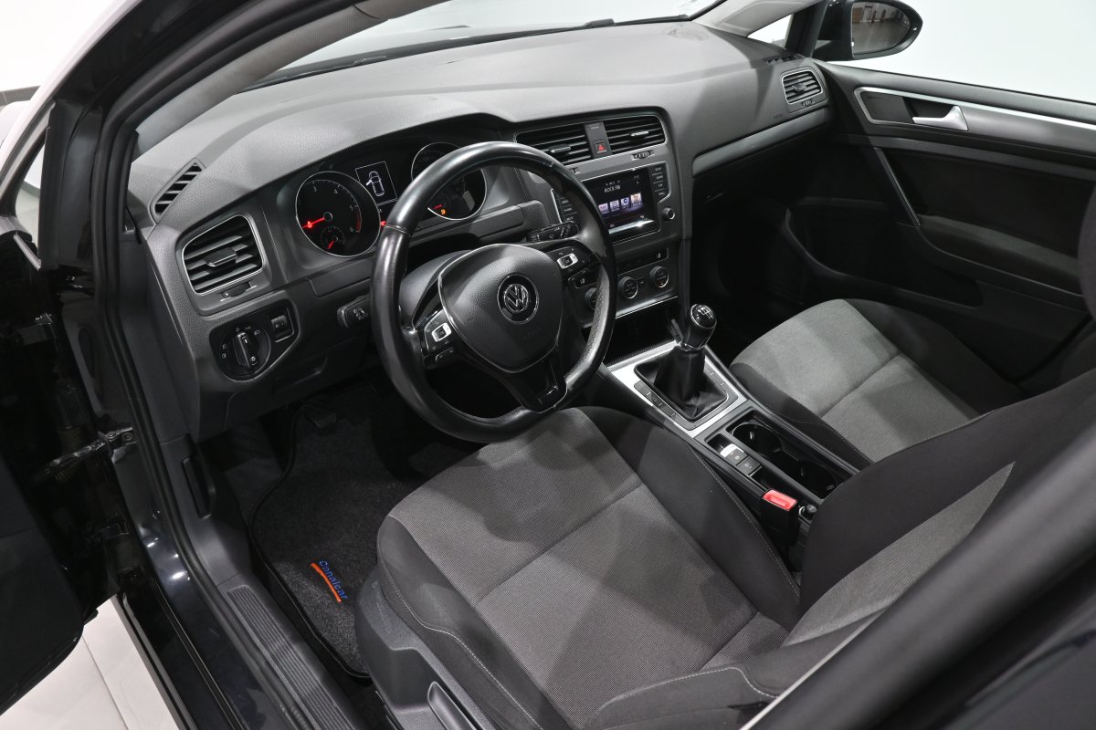 Foto Volkswagen Golf 9