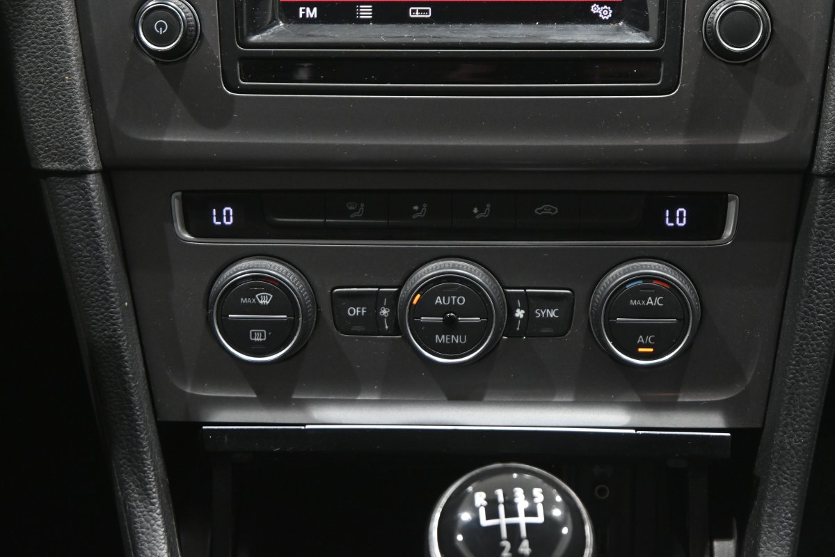 Foto Volkswagen Golf 16