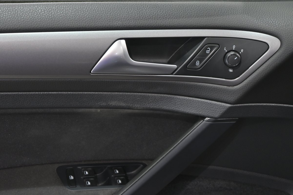 Foto Volkswagen Golf 25