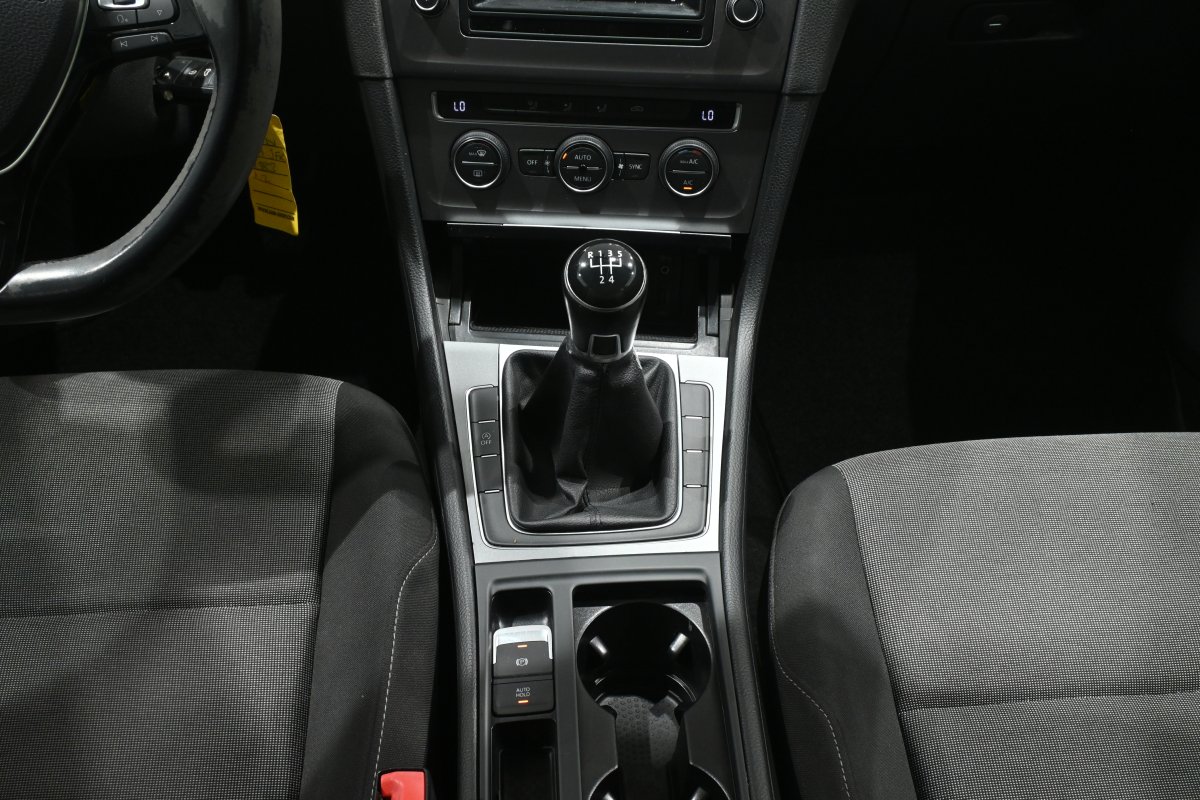 Foto Volkswagen Golf 19