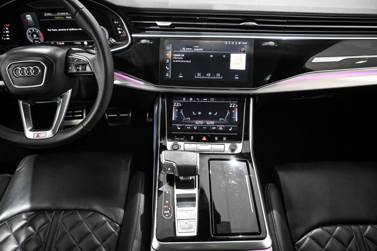 Foto Audi Q7 25