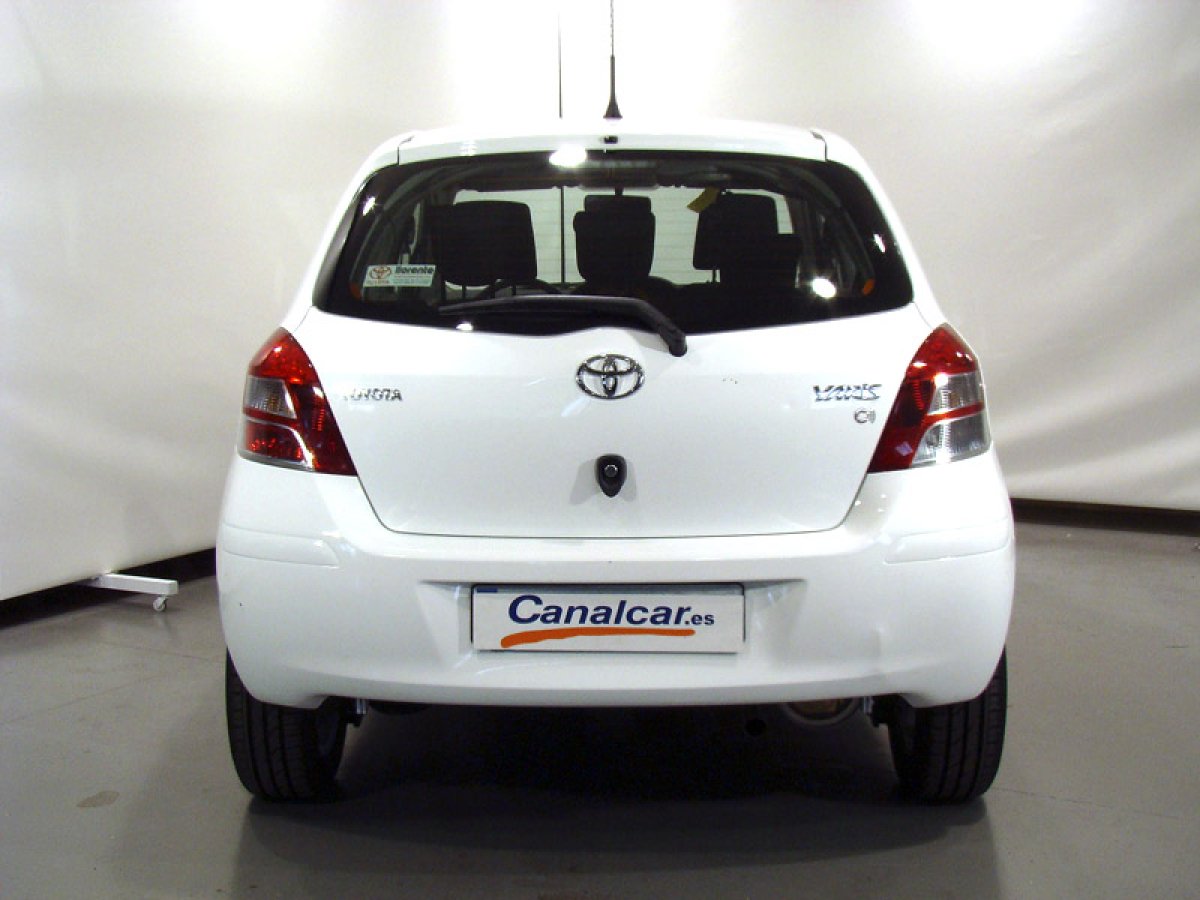 Foto Toyota Yaris 17