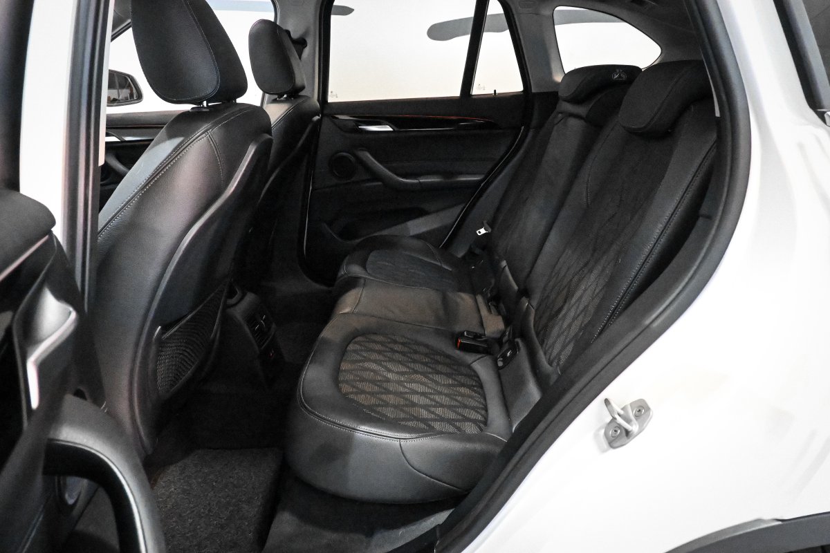 Foto Bmw X1 12
