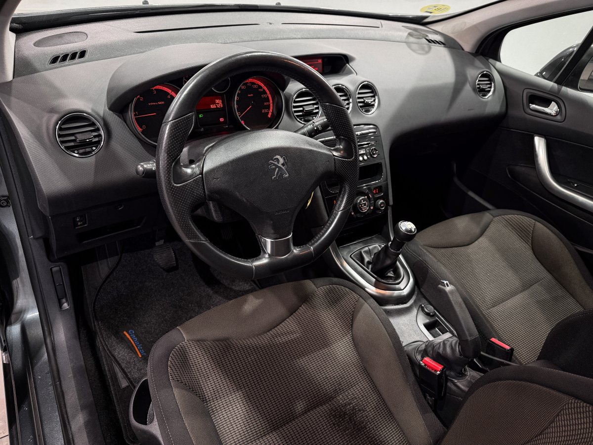 Foto Peugeot 308 9