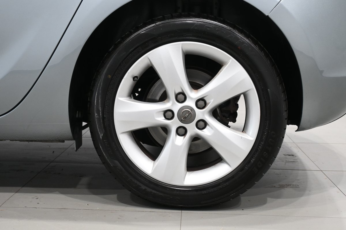 Foto Opel Astra 29