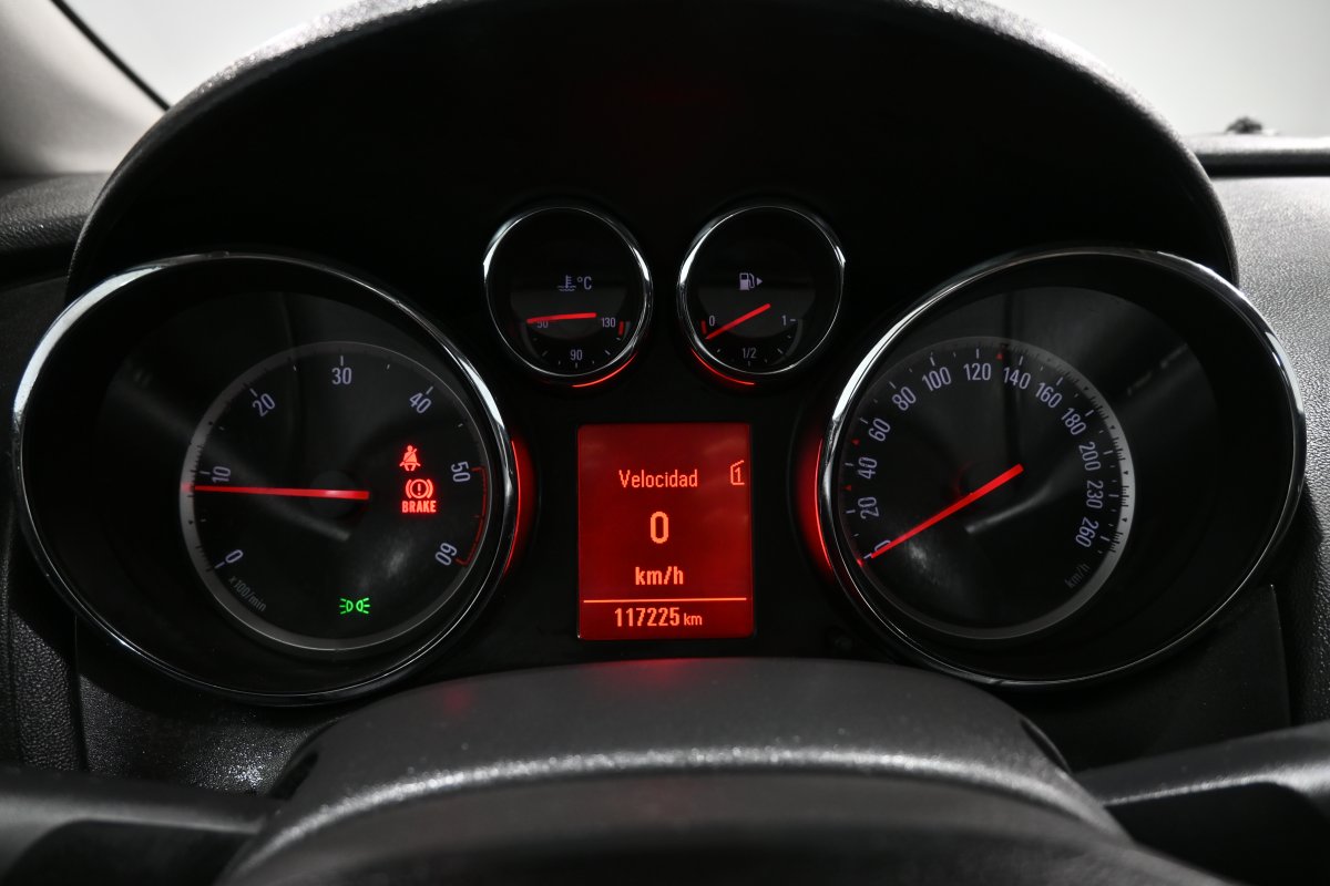 Foto Opel Astra 14