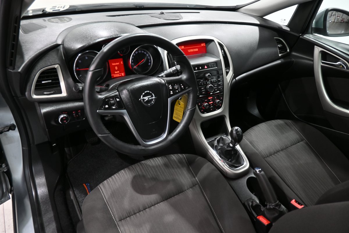 Foto Opel Astra 9