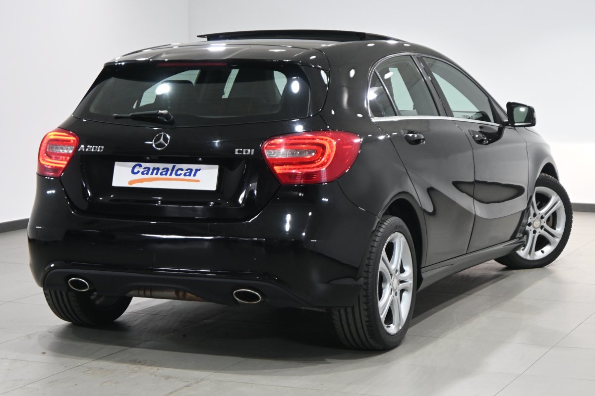 Foto Mercedes-Benz A 4