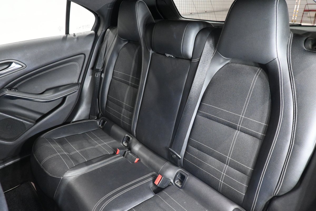Foto Mercedes-Benz A 7