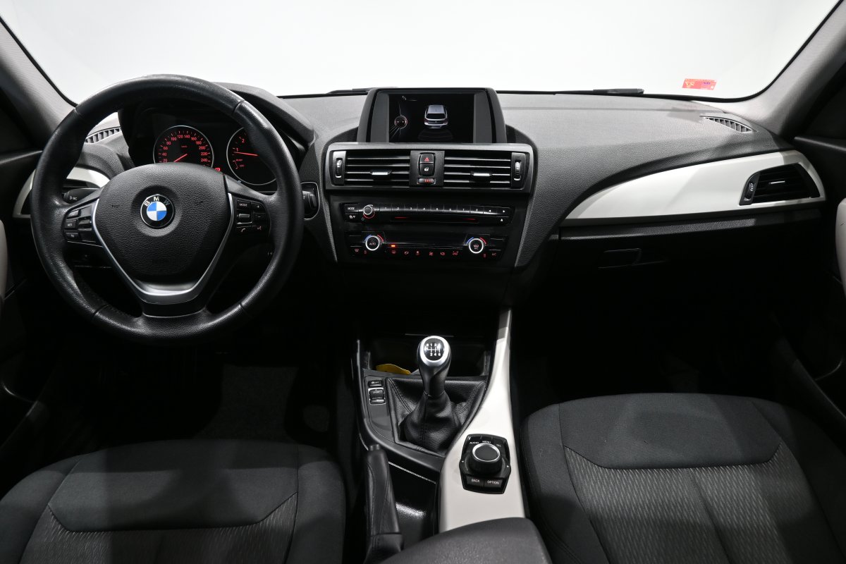 Foto Bmw 116i 18