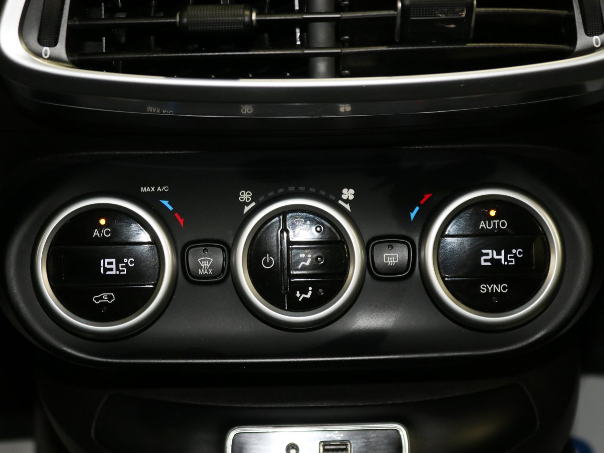 Foto Fiat 500x 28
