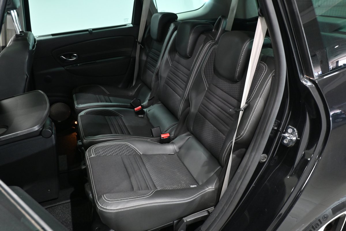 Foto Renault Grand Scenic 11