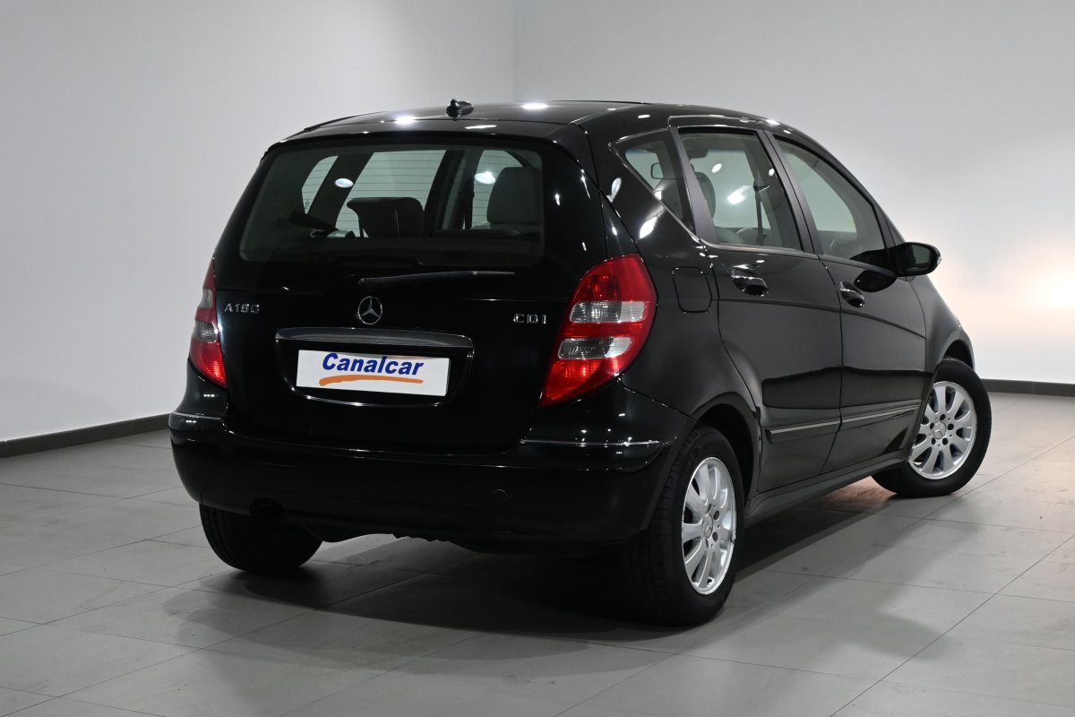 Foto Mercedes-Benz A 4