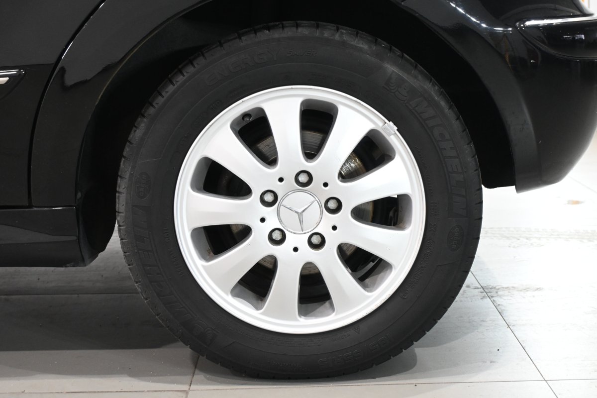 Foto Mercedes-Benz A 28