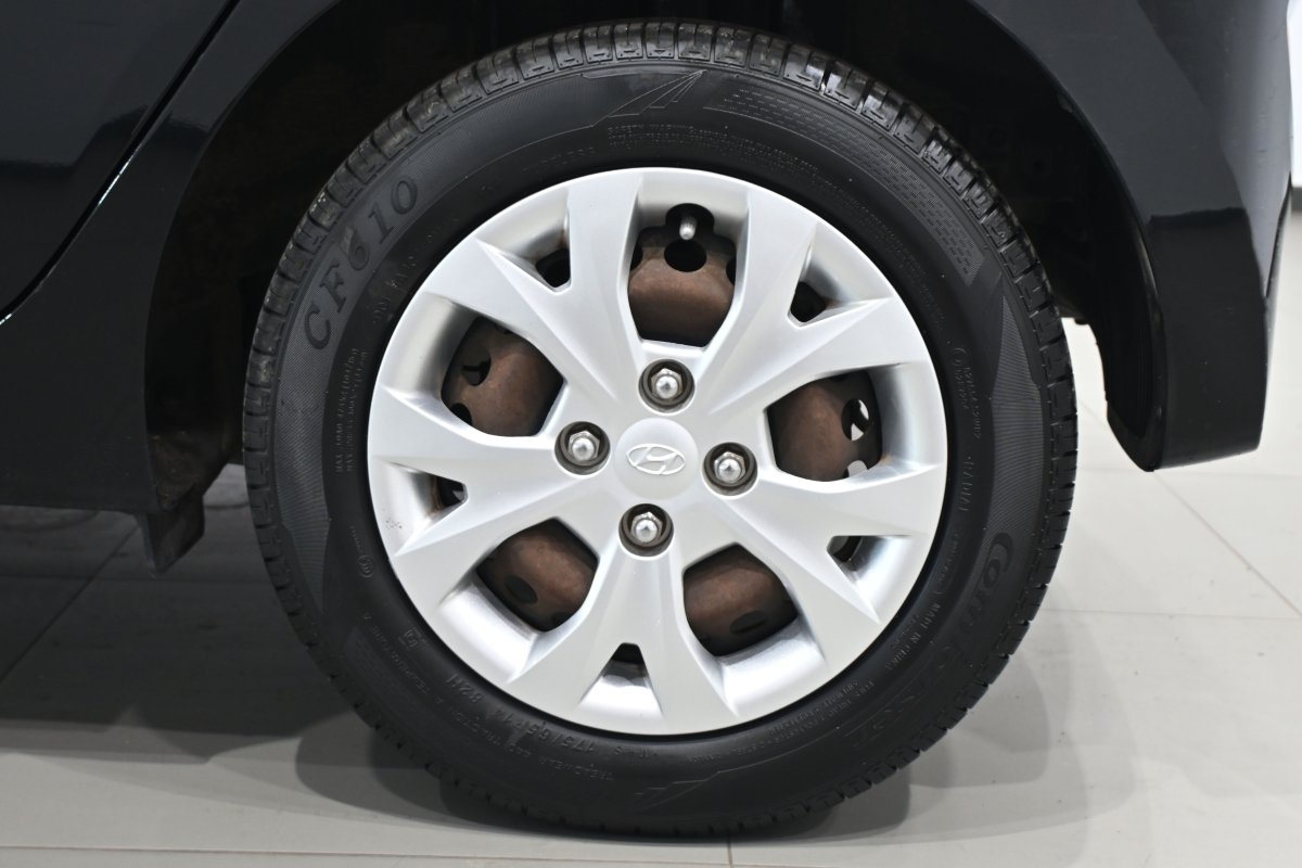 Foto Hyundai i10 27