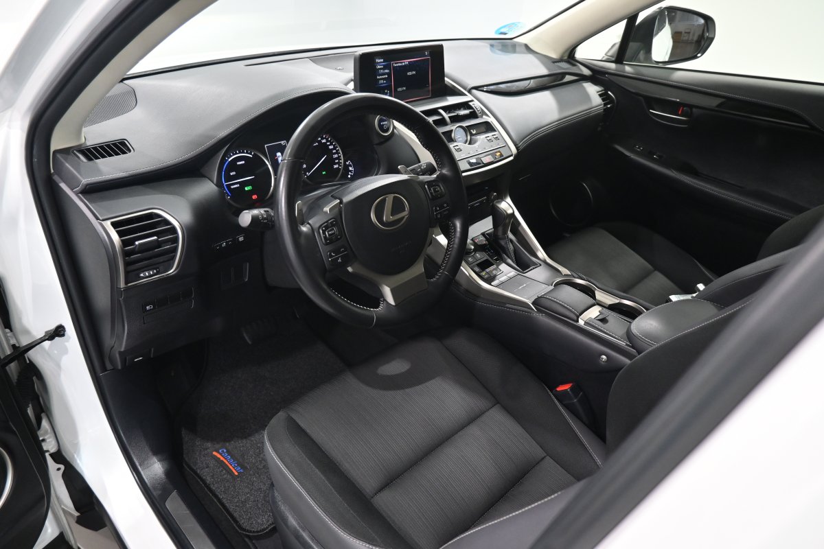 Foto Lexus NX 9