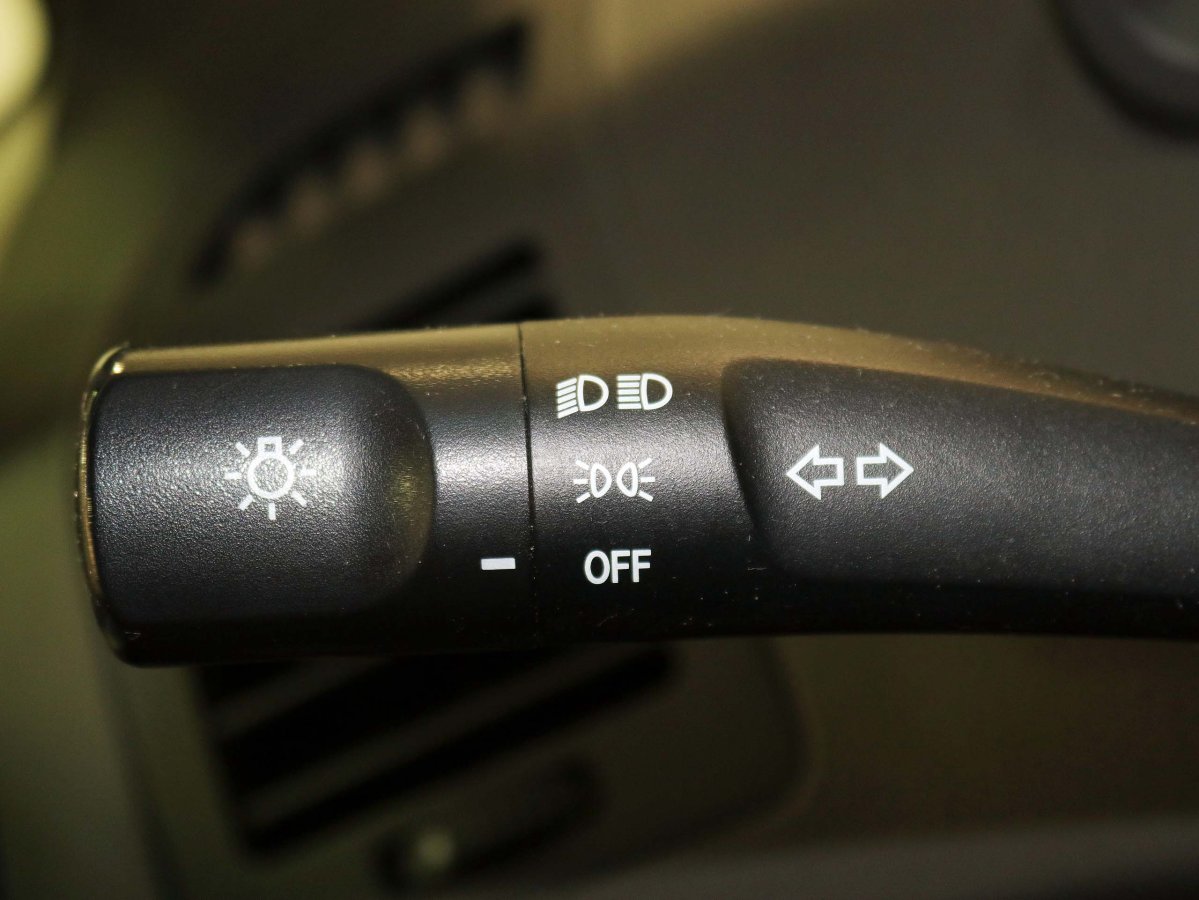 Foto Ssangyong Rodius 24