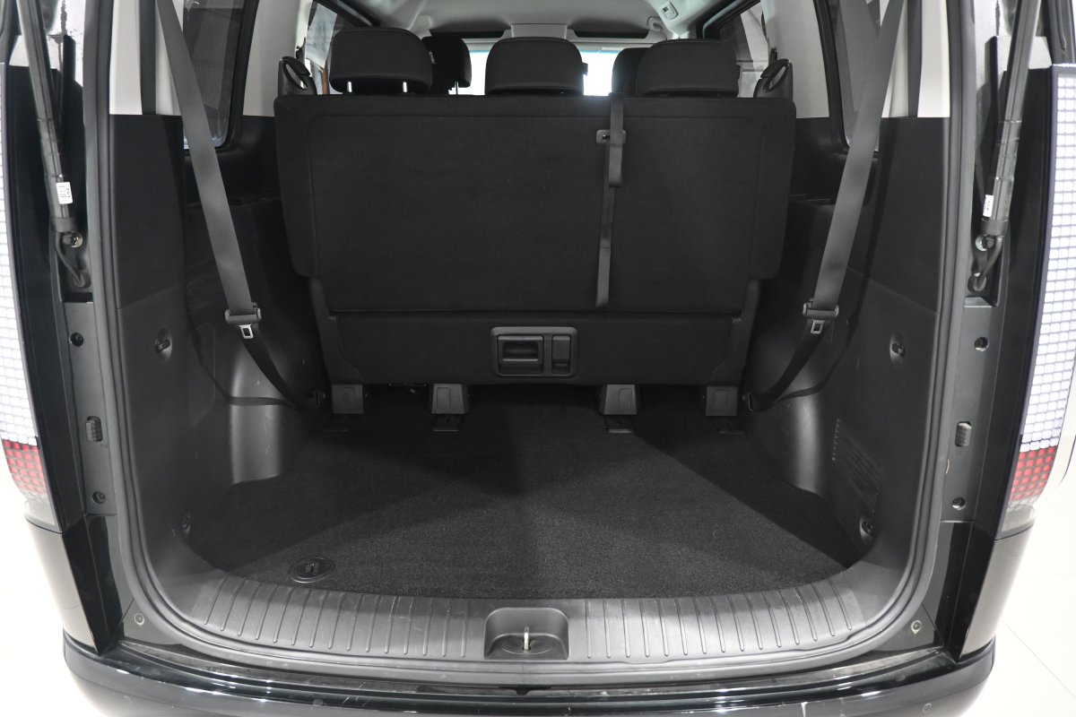 Foto Hyundai STARIA 8