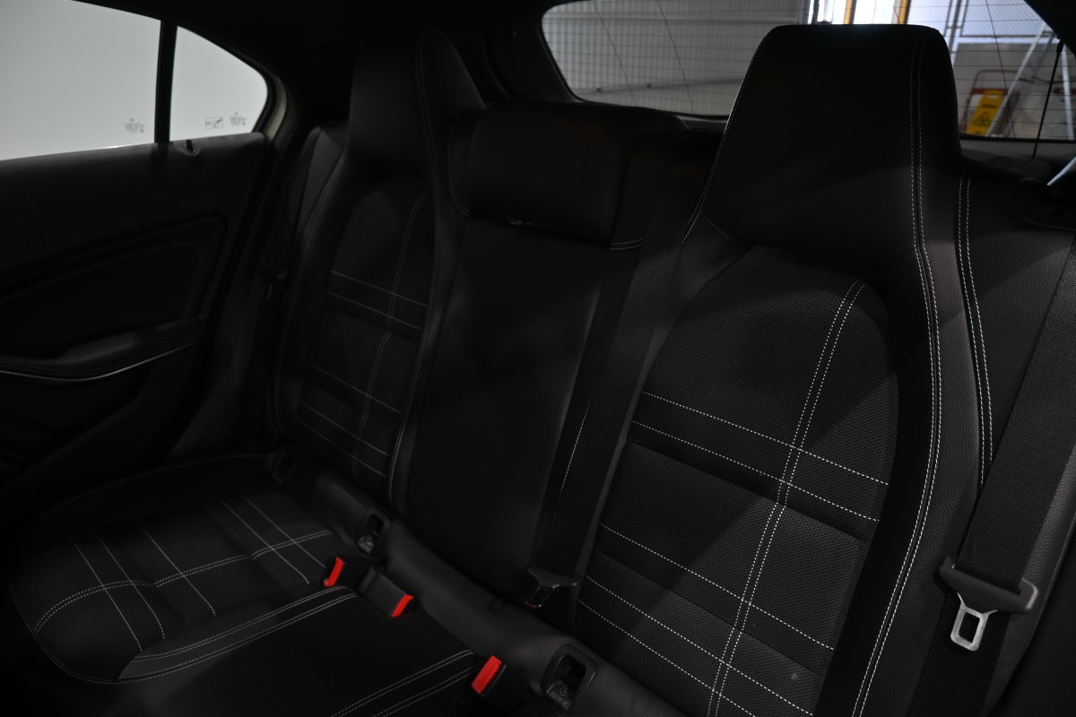 Foto Mercedes-Benz Clase A 12