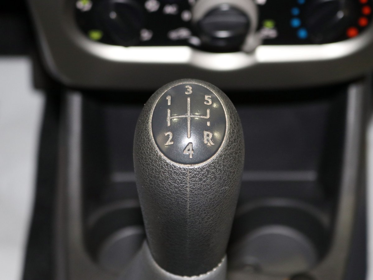 Foto Dacia Sandero 16