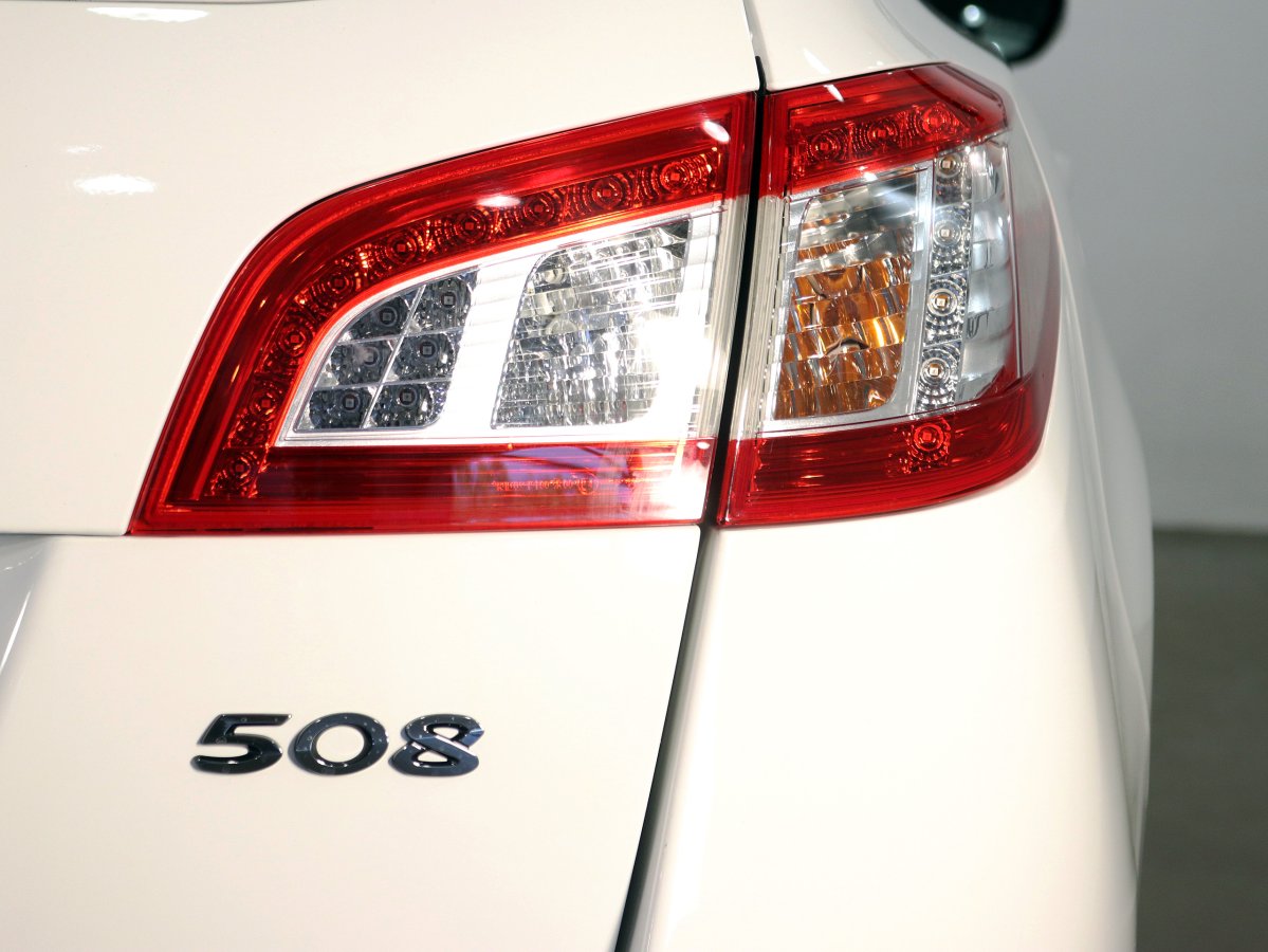 Foto Peugeot 508 10