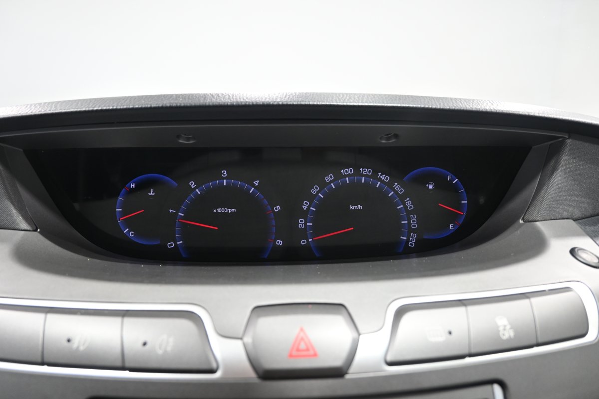 Foto Ssangyong Rodius 16