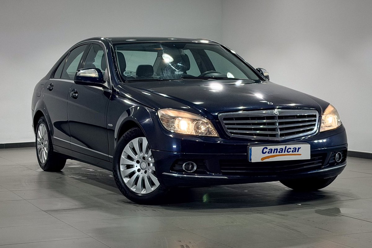 Foto Mercedes-Benz C 3