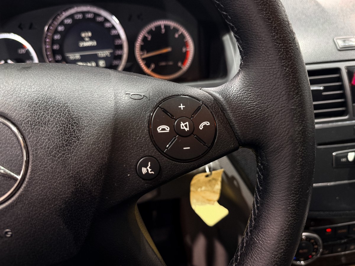 Foto Mercedes-Benz C 19