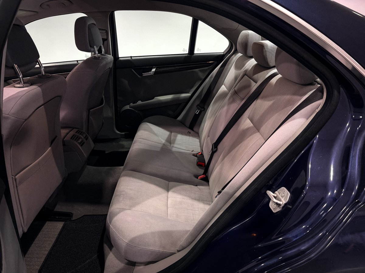 Foto Mercedes-Benz C 11