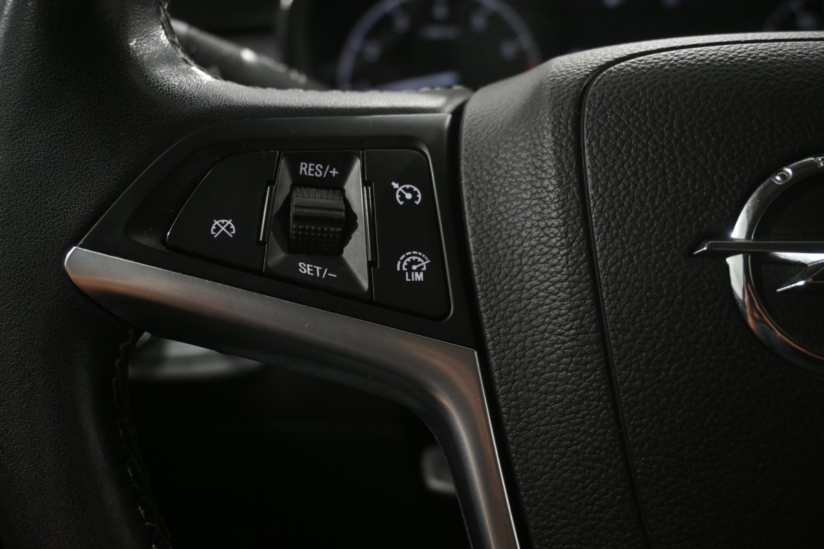 Foto Opel Mokka X 21